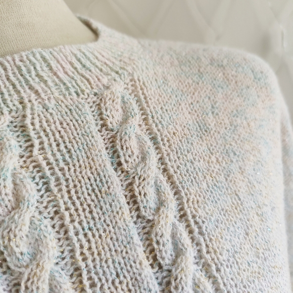Vintage Cable Knit Sweater • Rainbow Cotton Candy Fibers • Like New • Med/Large - Picture 4 of 5